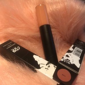 NEW CTZN NUDIVERSAL LIP DUO COLOR BALI